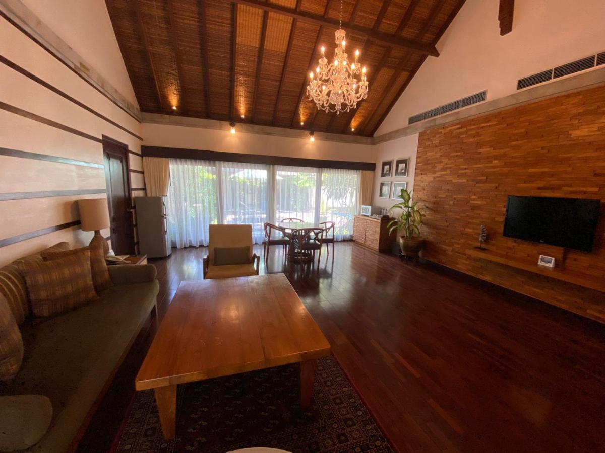 Bintang Bali Villa Kuta Lombok Buitenkant foto