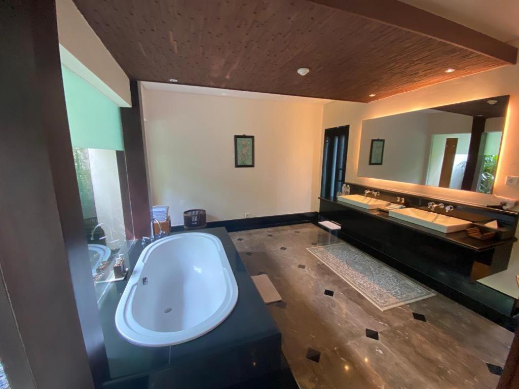 Bintang Bali Villa Kuta Lombok Buitenkant foto
